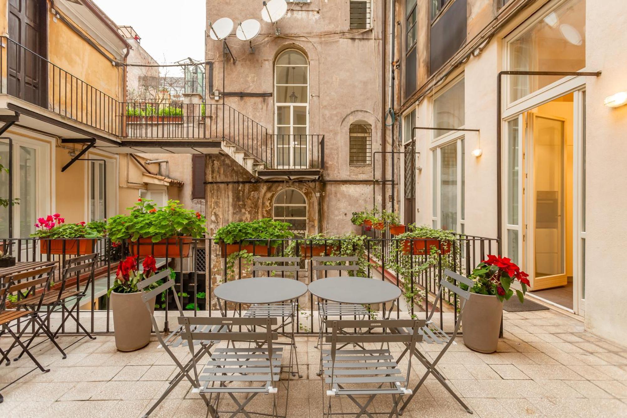 Spanish Steps Deluxe Apartment Rome Exterior photo
