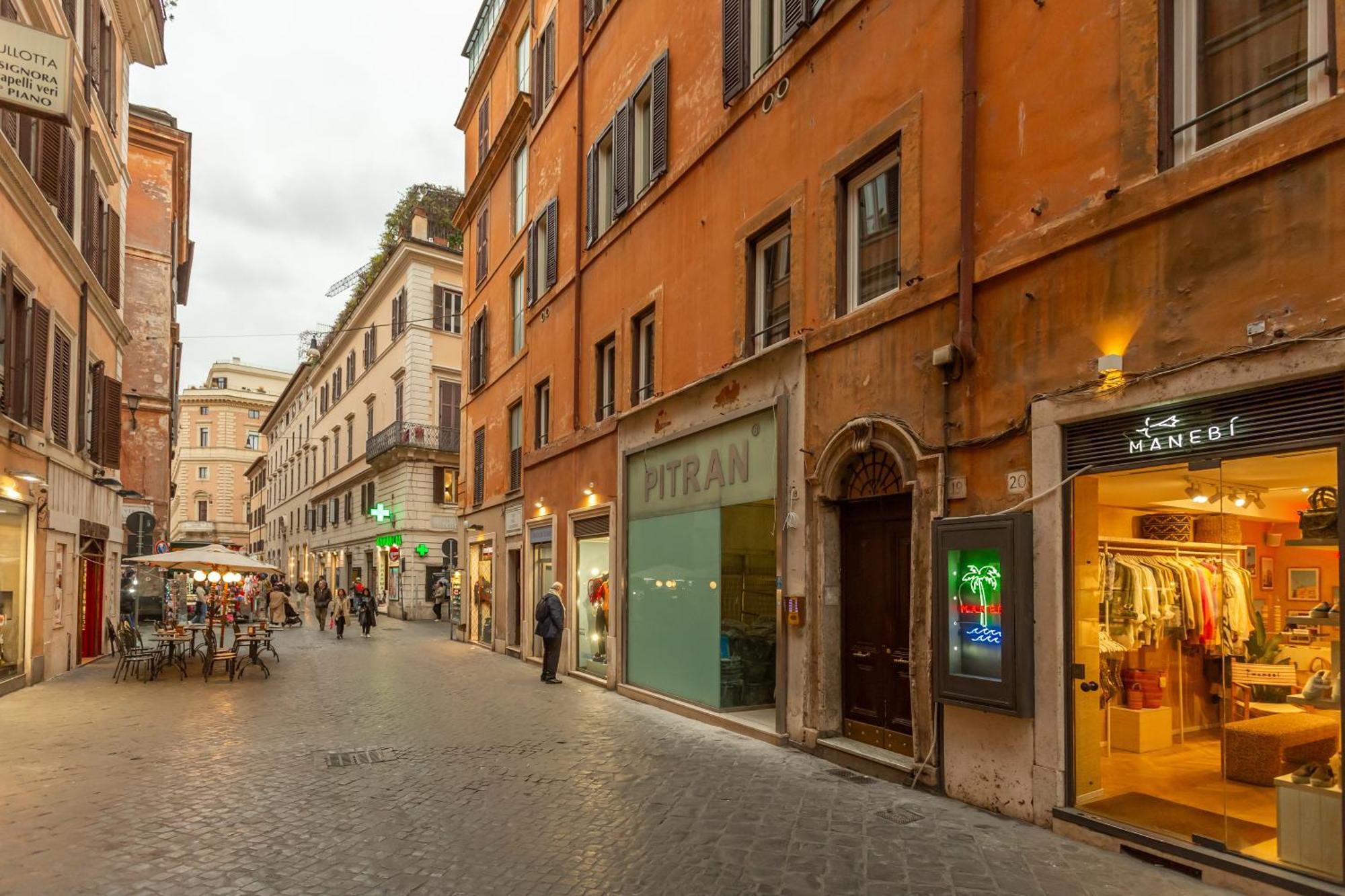 Spanish Steps Deluxe Apartment Rome Exterior photo